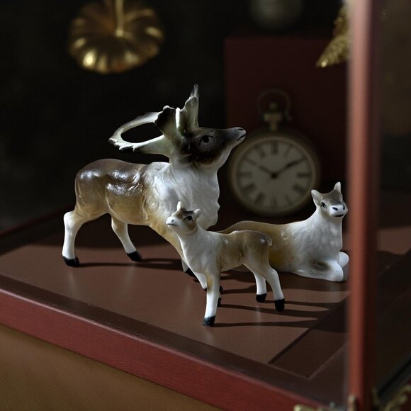 3 Vintage Miniature Bone China Deer Figurines Family Set Mini Small Shadowbox Te - Picture 6 of 9
